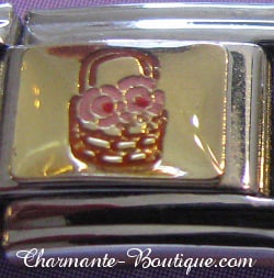 Fleurs dans un panier